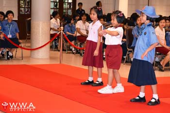 Cat Walk_190904_0040